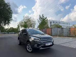 Ford Kuga Titanium 4x4 Garantie Tüv Servic Neu