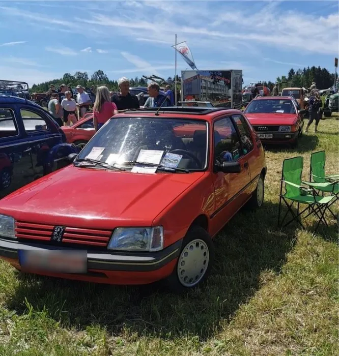 Peugeot 205 Automatik Glaspanorama Schiebe...