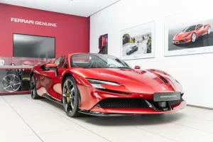 Ferrari SF90