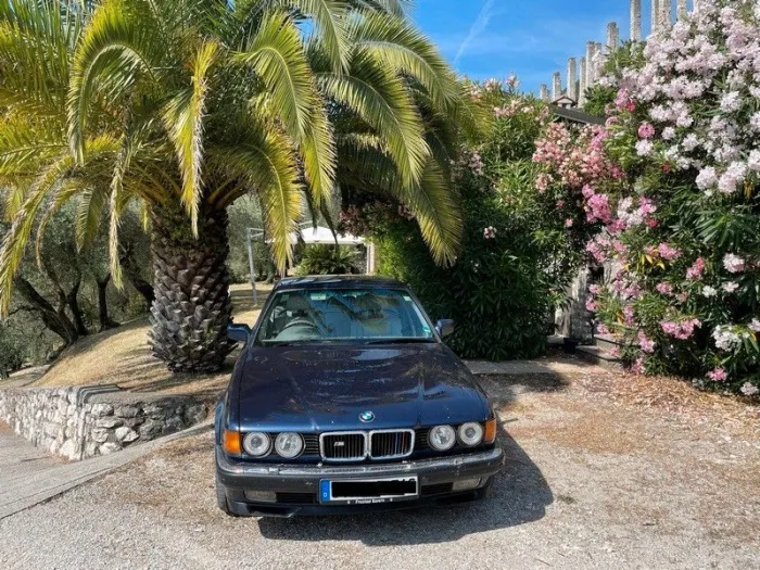 BMW E32 740iL