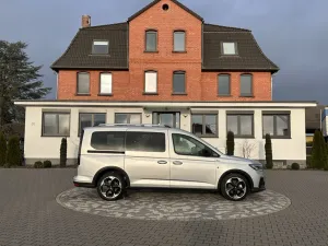 Ford Grand Tourneo Active L2 LED PANO ACC AHK 7Sitz