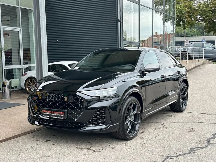 Audi RSQ8 Performance TFSI quattro Tiptronic