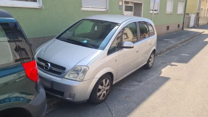 Opel Meriva 1.6 Automatik - TÜV Neu