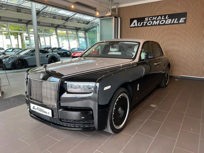 Rolls-Royce Phantom SWB Extended Two-Tone FULL