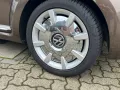 Volkswagen New Beetle Cabriolet 70´s Design