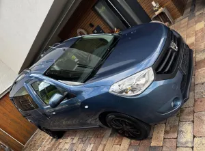 Dacia Dokker Laureate mit AMF-Rollstuhlrampe