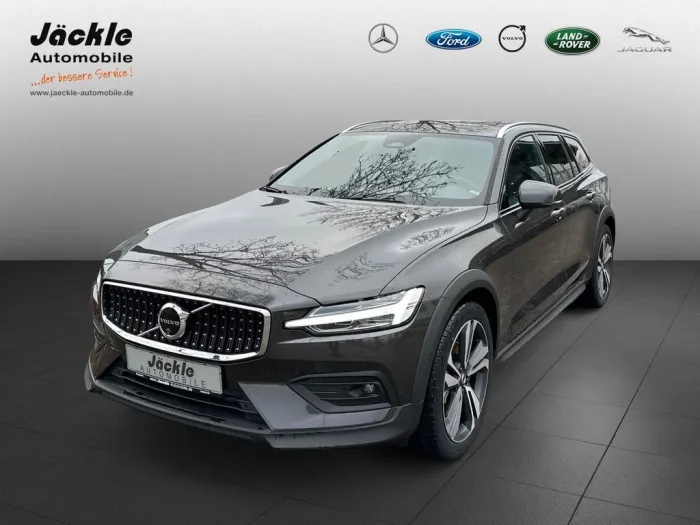 Volvo V60 Cross Country Ultimate AWD B5,  ACC, BLIS