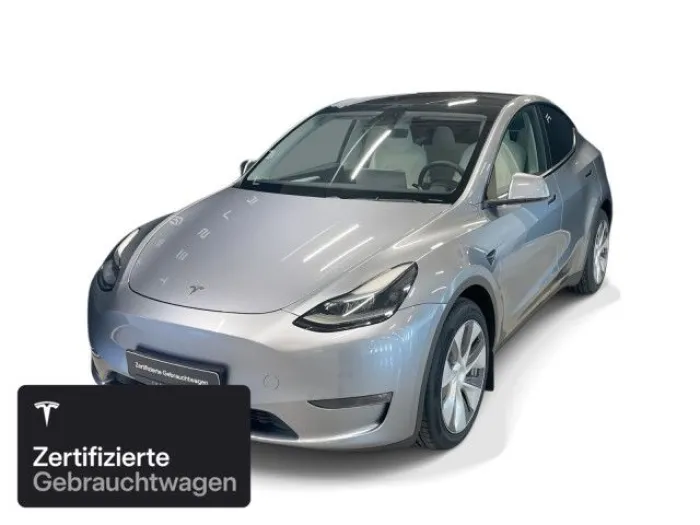 Tesla Model Y Long Range AWD