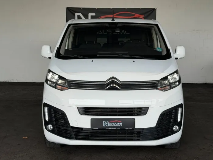 Citroën SpaceTourer**Feel XL**8 Sitzer**Lang**Kamera**