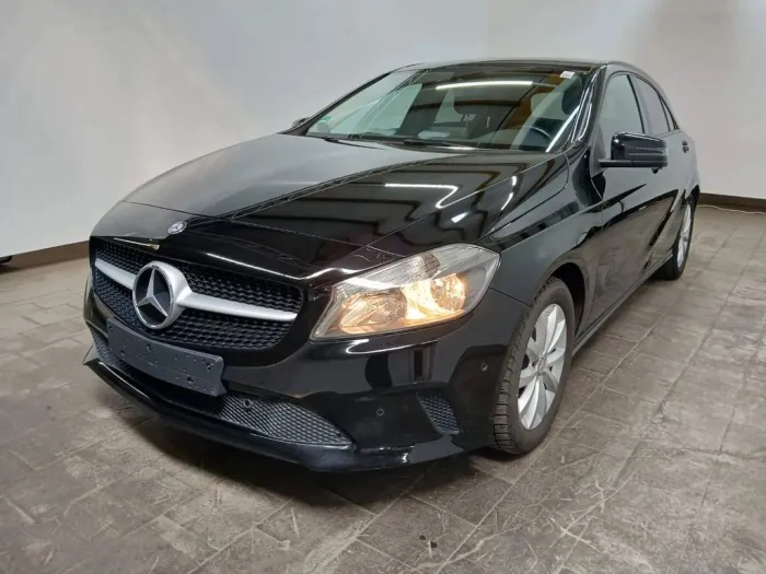 Mercedes-Benz A 160 **NAVI/SHZ**