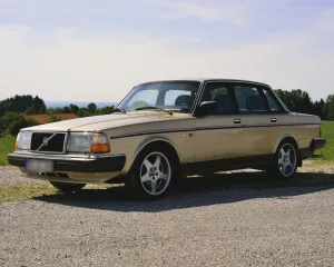 Volvo VOLVO 240 GL - alltagstauglicher Oldtimer ...