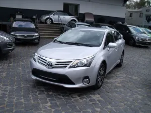 Toyota Avensis Kombi Edition