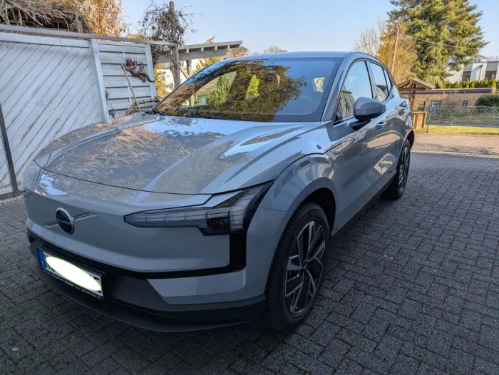 Volvo EX30 P5 electric Core 