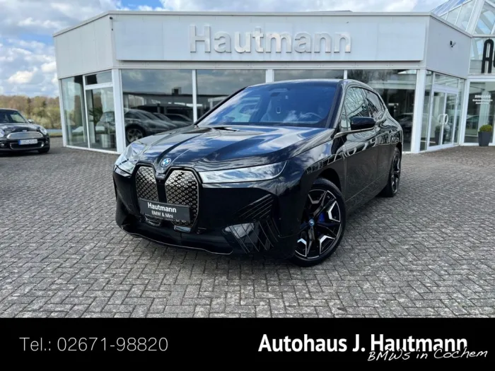 BMW iX xDrive 50 +NP:136.580€+AHK+LASER+PANO+B&W+