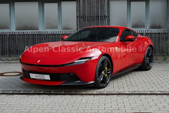 Ferrari Amalfi Carbon, Passenger Display, 360 Grad