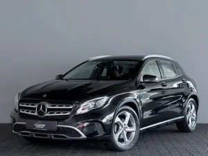 Mercedes-Benz GLA 180 Automatik NAVI-PDC-SHZ