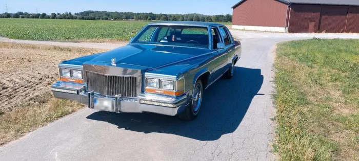 Other Cadillac Fleedwood Brougham