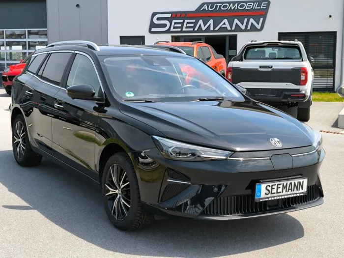 MG5 Luxury Maximal*LED*ACC*Navi*Leder