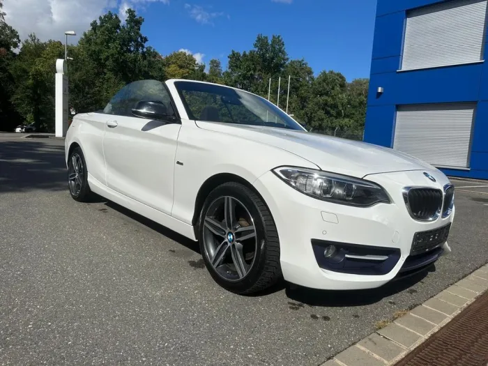 BMW 218 2 Cabrio 218 i Sport Line