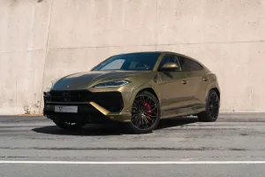 Lamborghini Urus SE Akrapovic + Front PPF