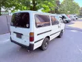 Toyota Hiace H20 2.4D