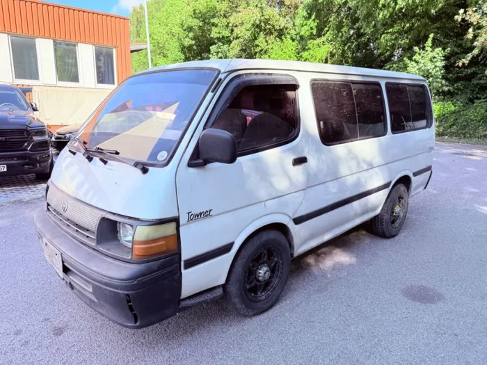 Toyota Hiace H20 2.4D