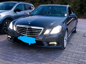 Mercedes-Benz W212 350cdi AMG