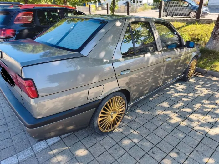 Alfa Romeo 155