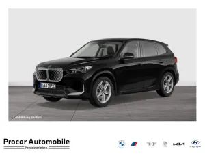BMW iX1 eDrive20 PANO ACC RFK NAVI Standh. LED DAB