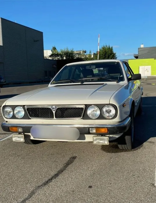 Lancia Beta HPE 2000I.E Oldtimer, H-Kennze...