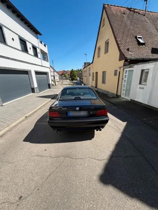 BMW 750i E38