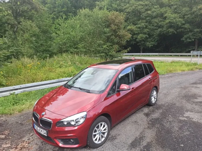 BMW 218i Gran Tourer Luxury 7 Sitze Panoramdach 