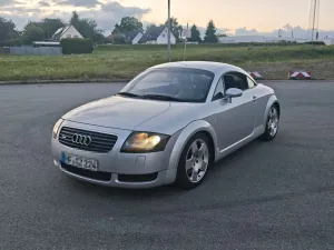 Audi TT Coupé 1.8T quattro - Scheckheft, neue HU