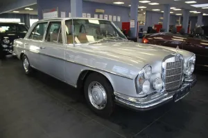 Mercedes-Benz 280 SE W180 - OLDTIMER -