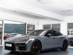 Porsche Panamera GTS SportDesign/Beifahrerdisplay/Pano