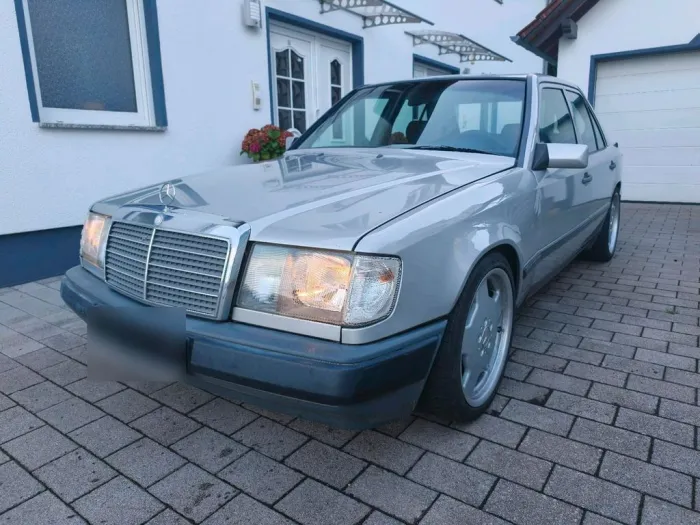 Mercedes-Benz W124 260E Automatik SSD SHZ ...