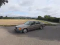 Mercedes-Benz E 230
