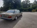 Mercedes-Benz E 230