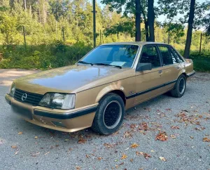 Opel Senator 3.0 E   Highlight! Kein Rost!...