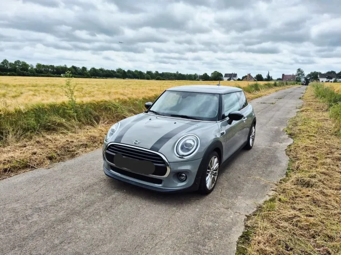 MINI Cooper 1.5 Chili/LED/17