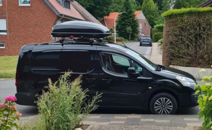 Peugeot Mini-CAMPER Peugeot Partner Blue HDi