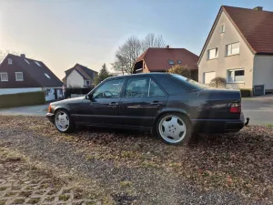 Mercedes-Benz W 124 Mercedes Benz Oldtimer E 230