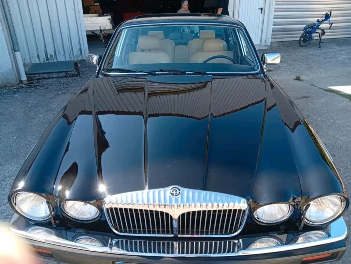 Jaguar Daimler Double Six V12 Vollaustattung 1989