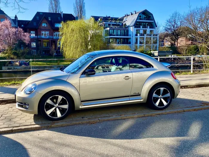 Volkswagen Beetle Automatik Leder Panoramadach Sitzheizung