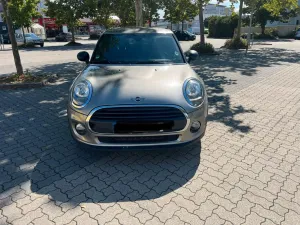 MINI One Blackyard - 4 Türer- sehr gepflegt
