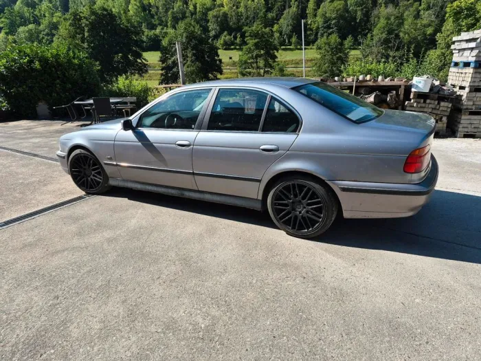 BMW Bmw e39 523