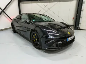 Lotus Emeya R HWA AeroPack CarbonP SitzP ParkP 22