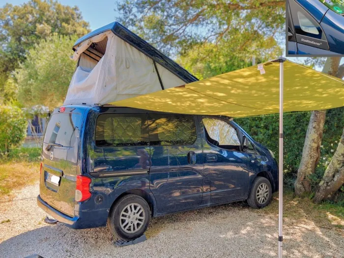 Nissan NV200 Evalia Camper, Zooom Vollausbau, Dachbett