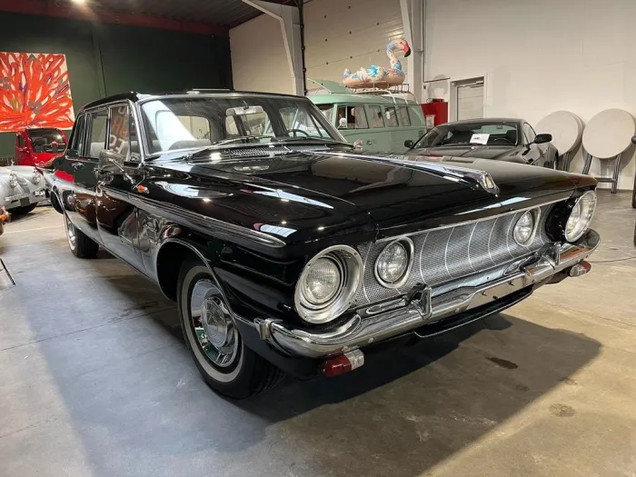 Chrysler Coronado RP2 V8 Aut Limousine