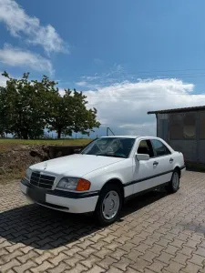 Mercedes-Benz Mercedes Benz W202 c220 c230 Benzin Automa...